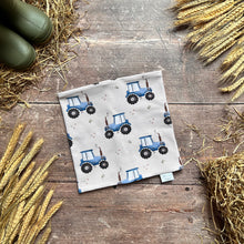 Load image into Gallery viewer, Tractors Snood
