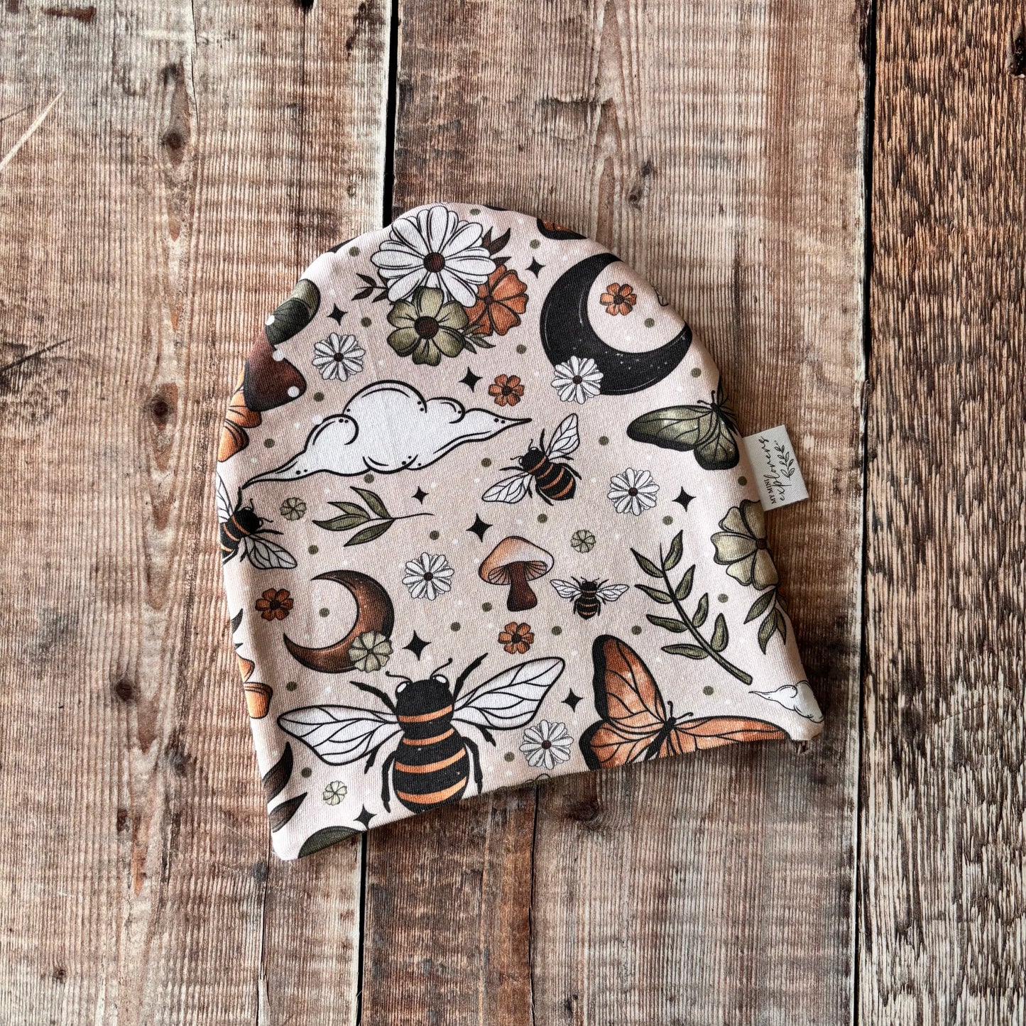 Fall Bees Bobble Hat 0-6m (khaki inside) NO POM POM