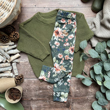 Load image into Gallery viewer, Sunflowers Leggings
