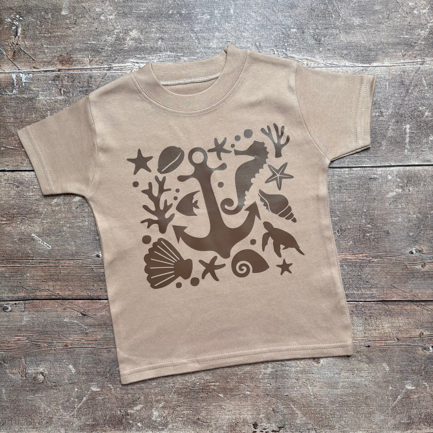 Beach Shapes Short Sleeve T-Shirt 1-2 years (Taupe)