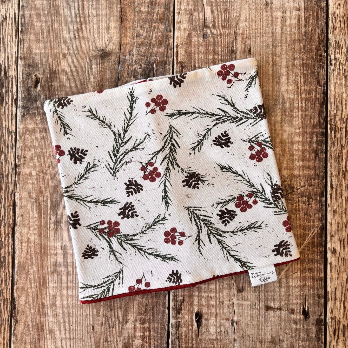 Winter Berries Snood 1-4 years (Wine inside)