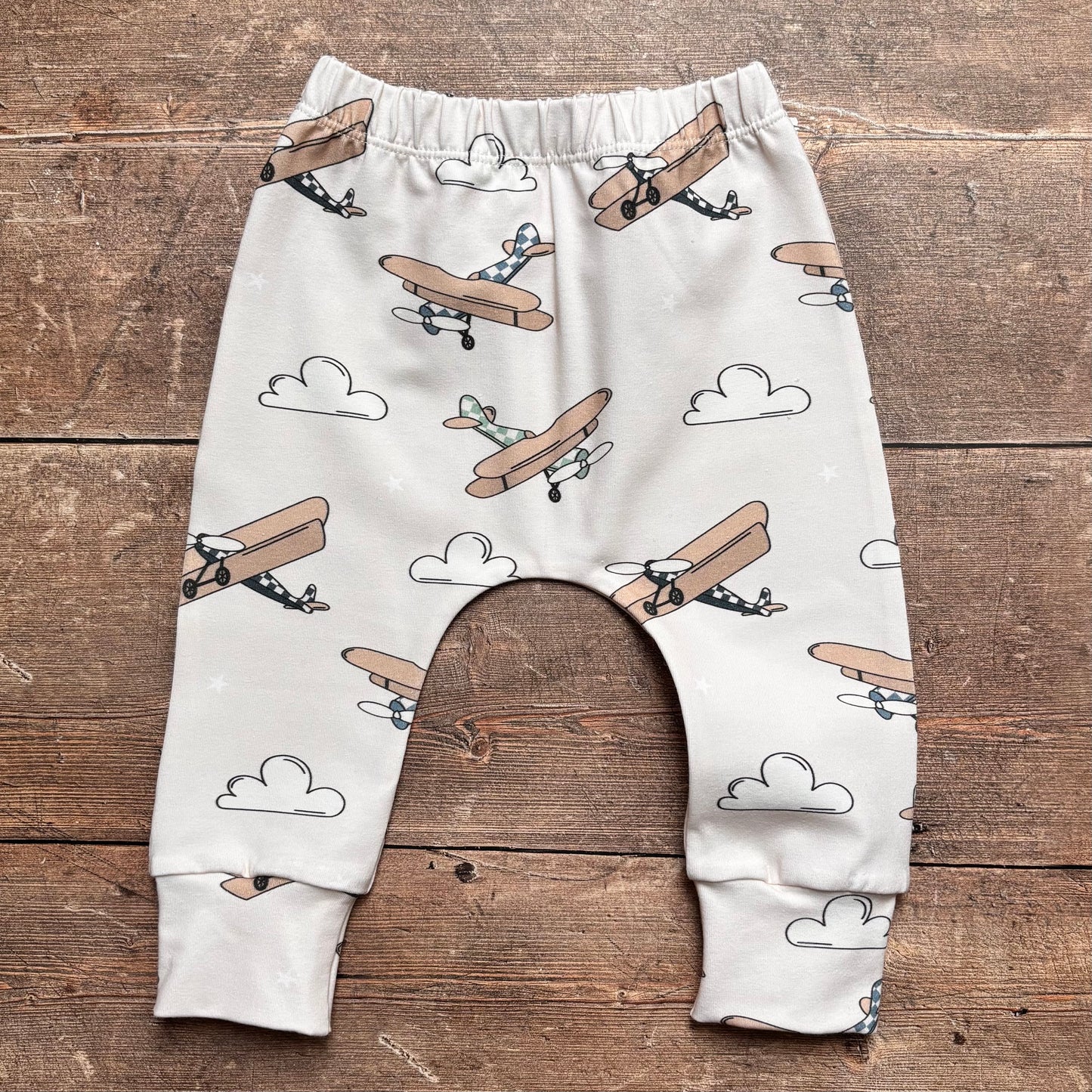 Planes Harems 9-12m