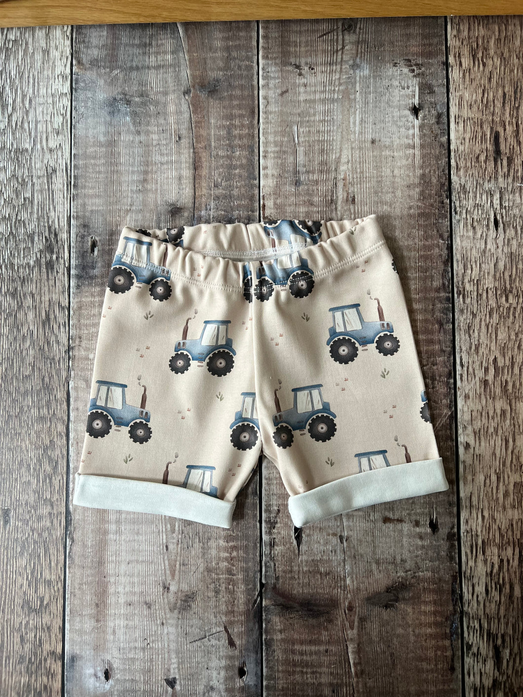 Tractors Rolled Shorts