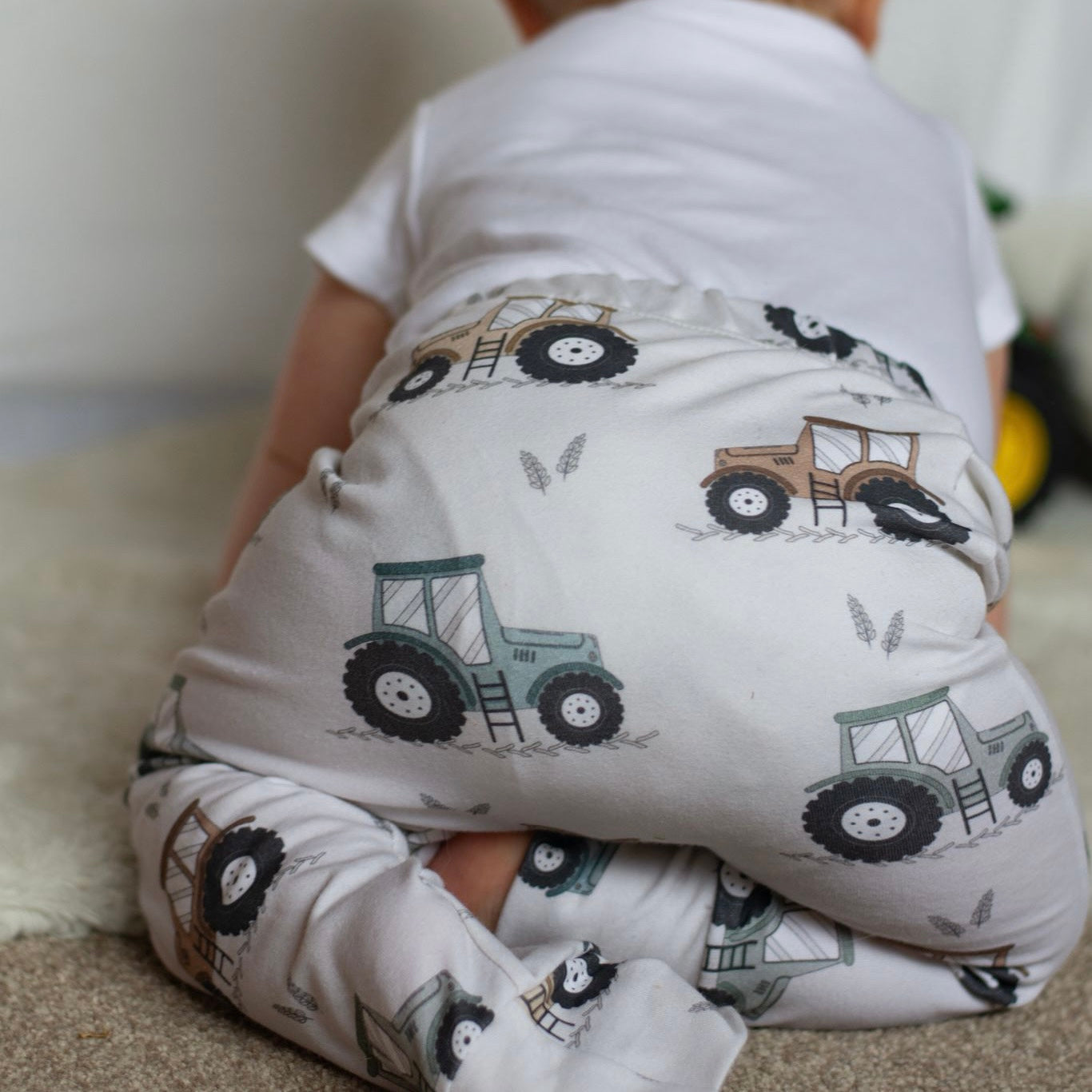 Little Tractors Child & Baby Harems