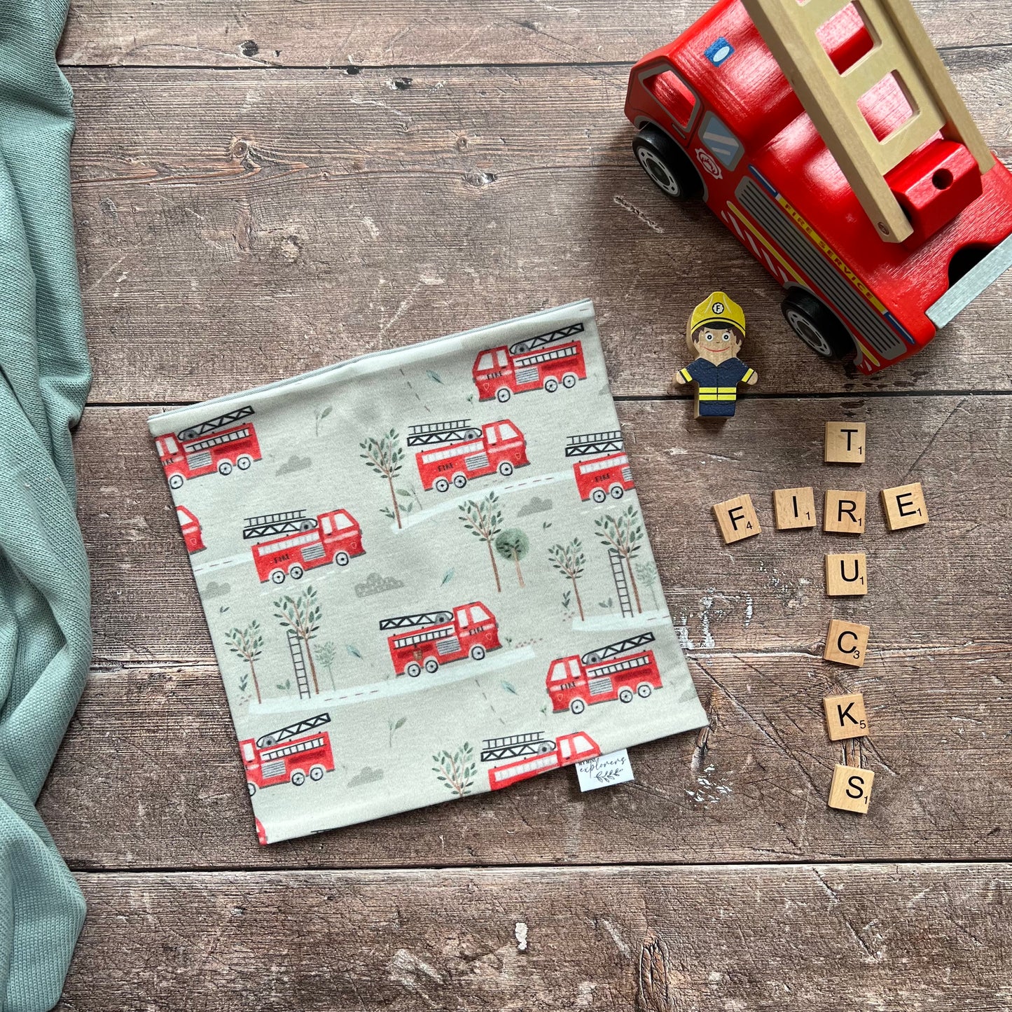 Fire Trucks Snood 1-4 years (pale grey inside)