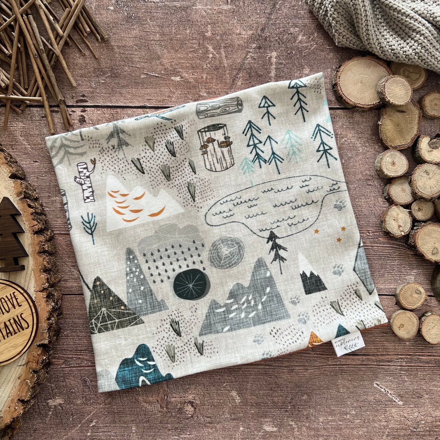Mountain Map Snood 4+ years (burnt orange inside)