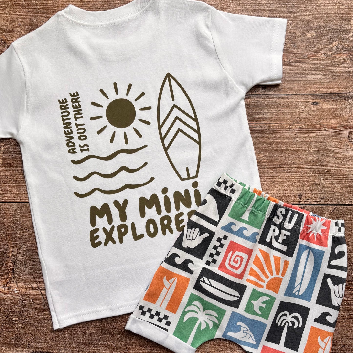 Adventure is out there T-Shirt 4-5 years