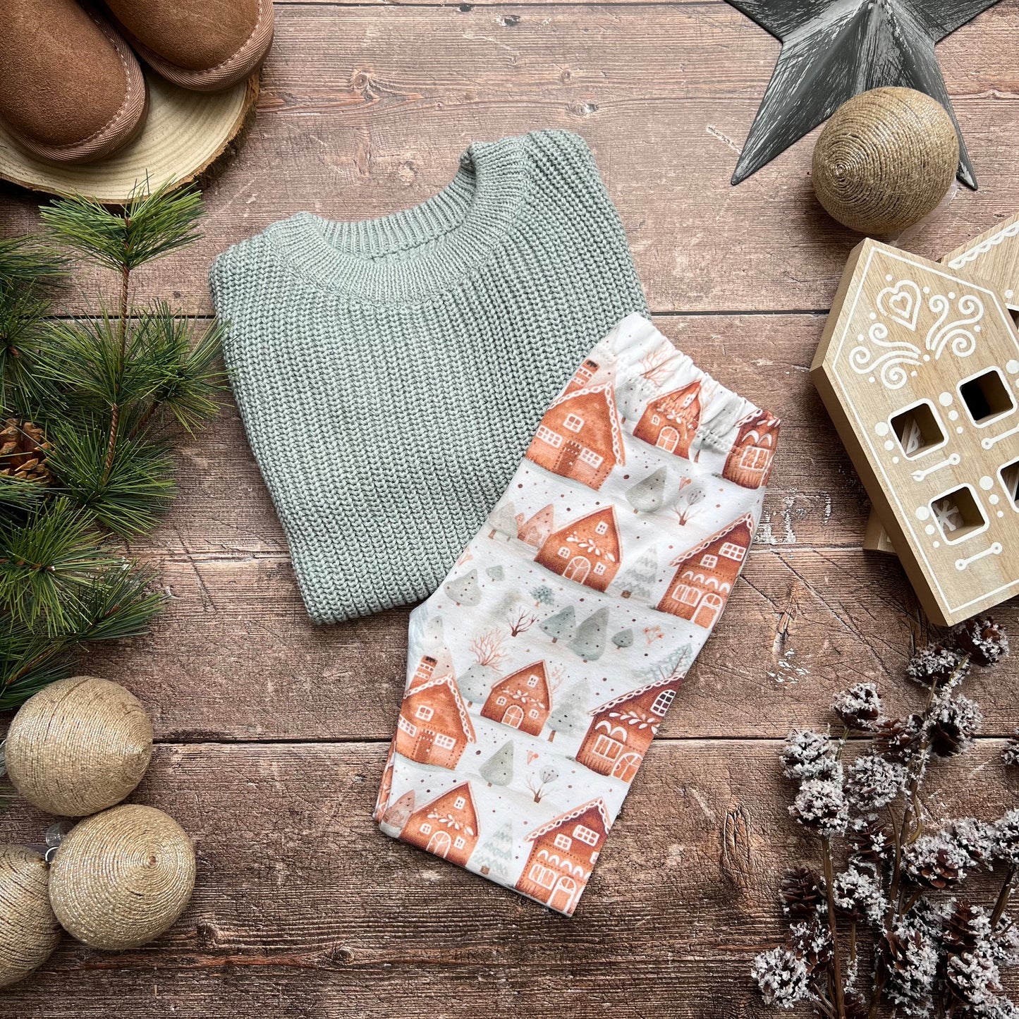 Gingerbread Houses Harems 3-6m