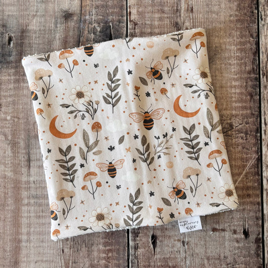 Bees and Moon Snood 1-4 years (white knit inside)