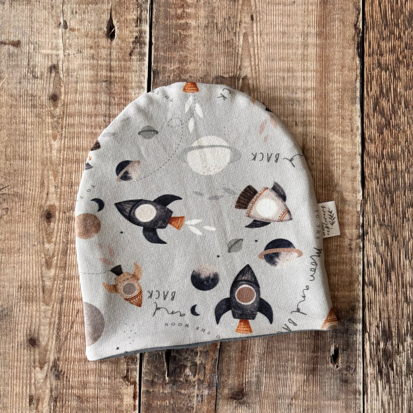 Outer Space Bobble Hat 0-6m (china blue inside) NO POM POM