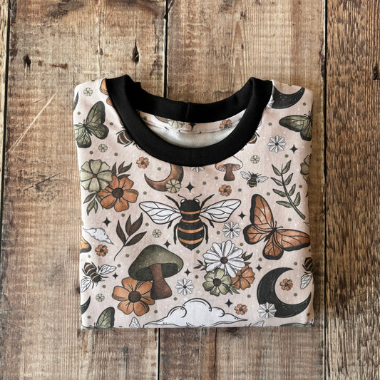 Fall Bees Sweatshirt 4-5 years
