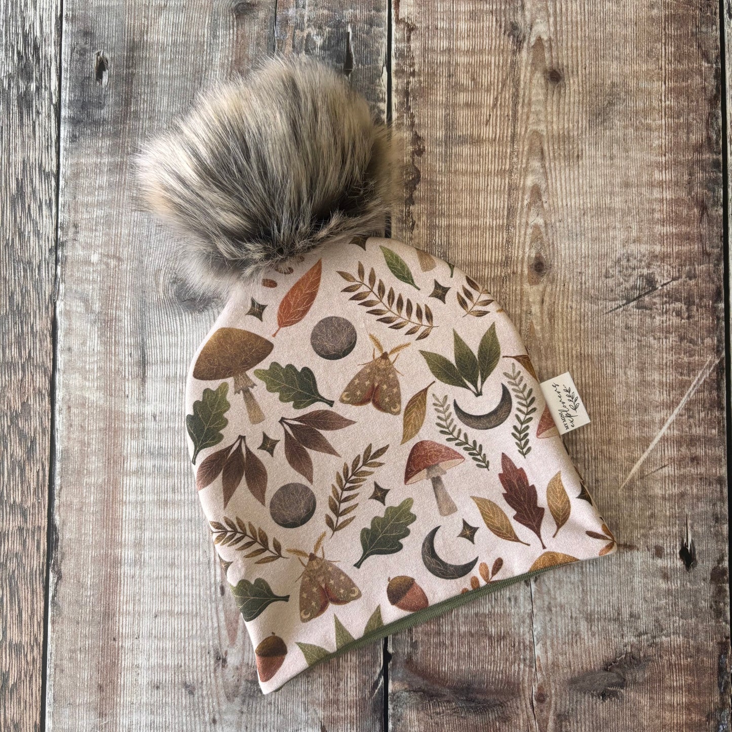 Moth & Moon Bobble Hat 0-6m (khaki inside)
