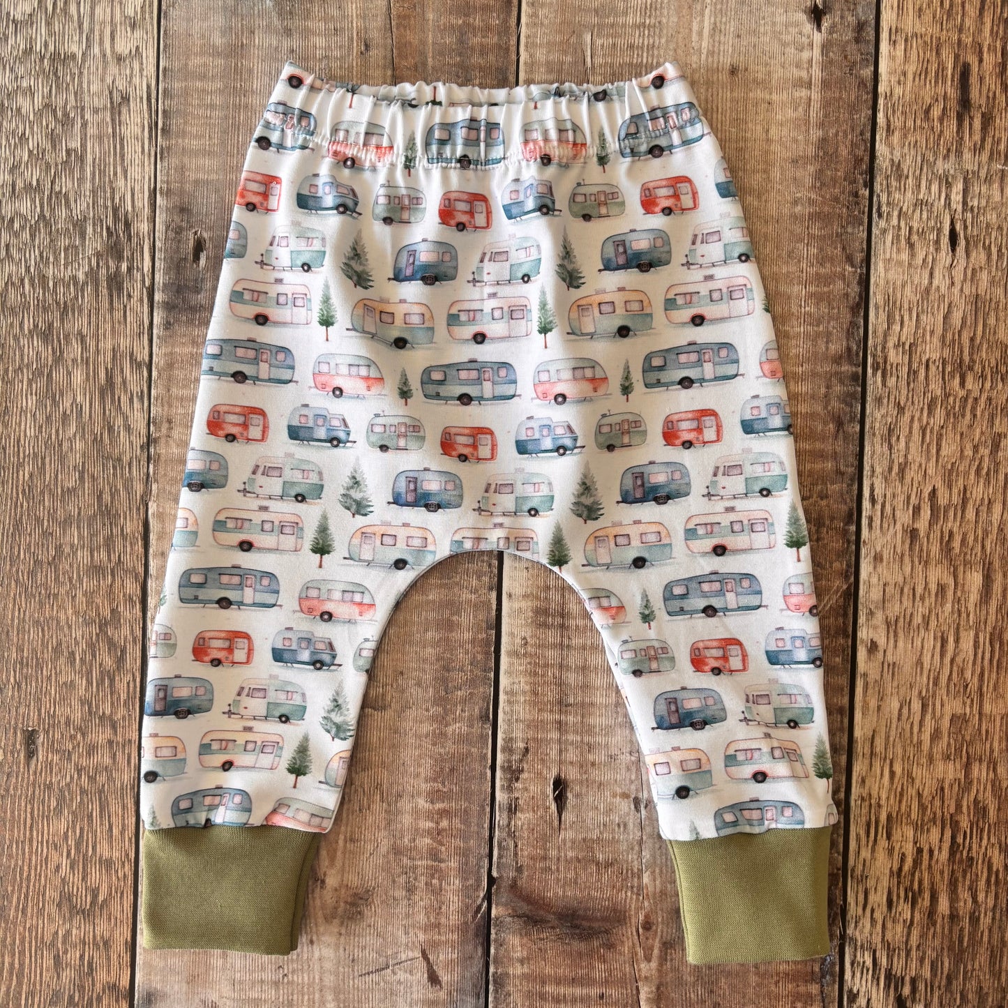 Muted Camper Van Harems 6-9m (khaki cuff)