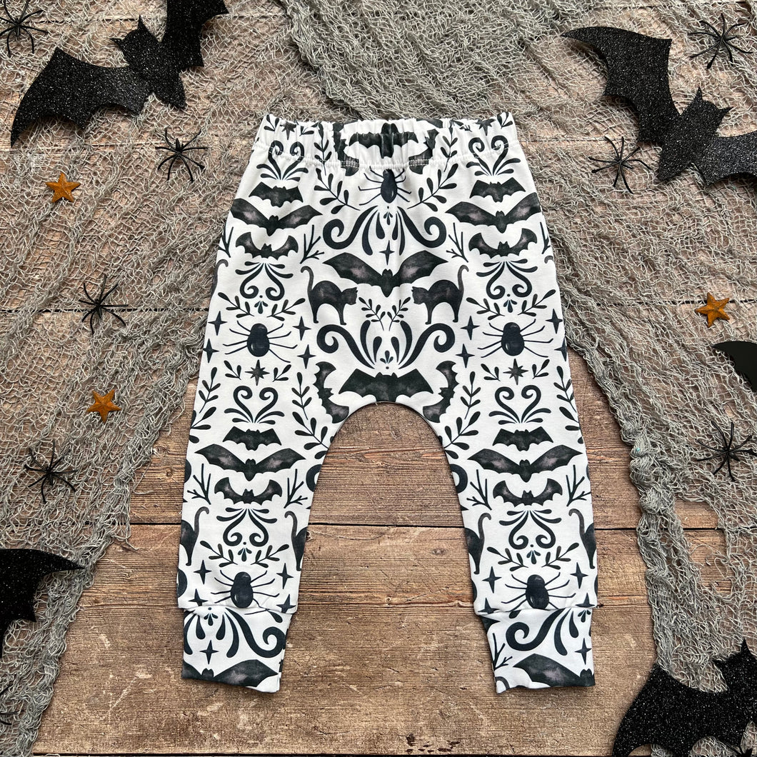 Monochrome Halloween Harems 6-9m