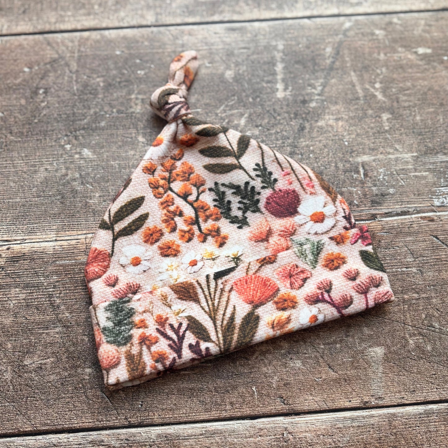 Embroidered Look Floral Knotted Hat