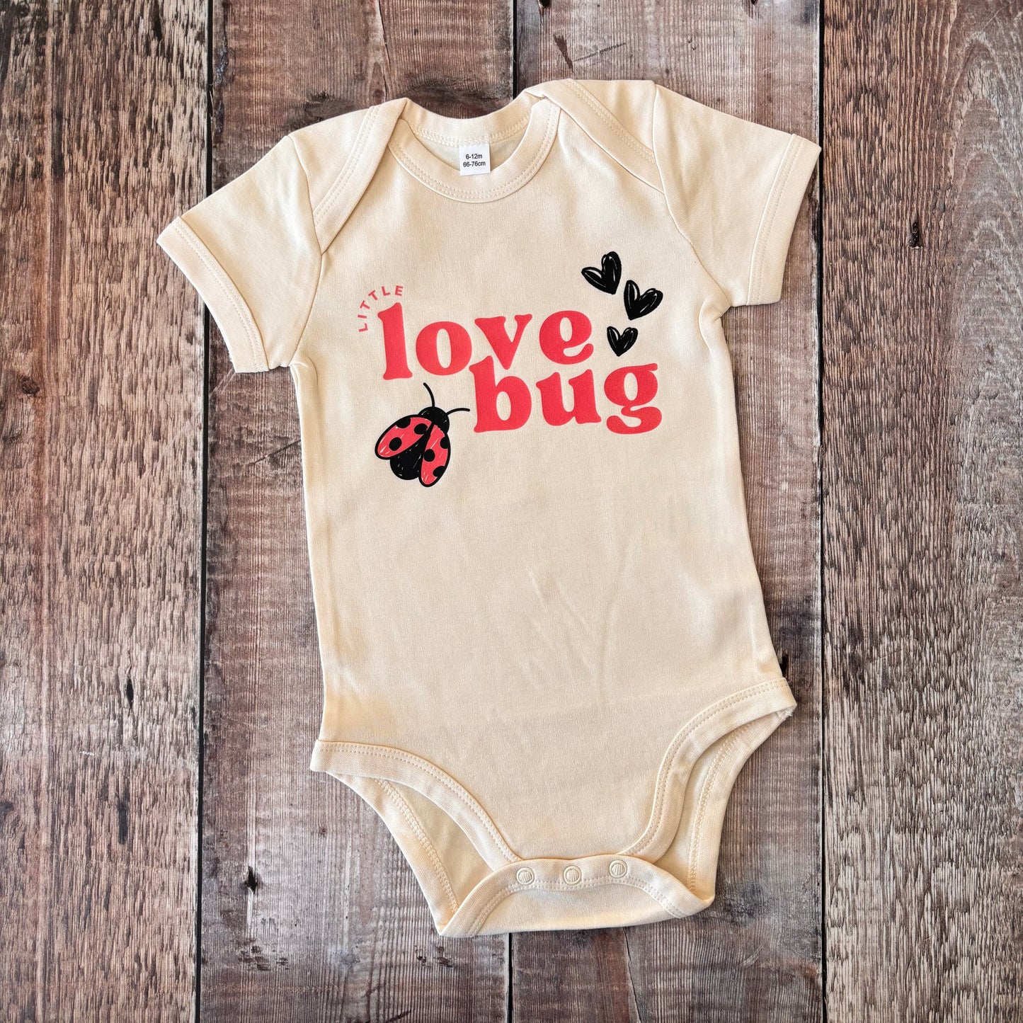 Little Love Bug short sleeve bodysuit 6-12m (natural)