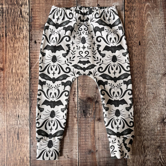 Monochrome Halloween Harems 0-3m