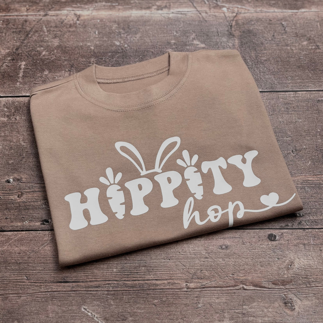 Hippity Hop T-Shirt in Mocha