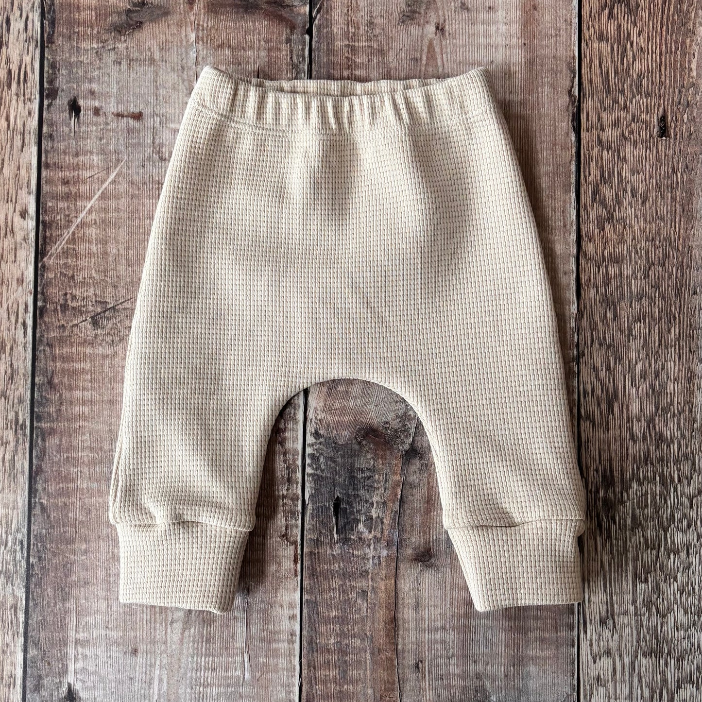 Cream Waffle Harems 0-3m