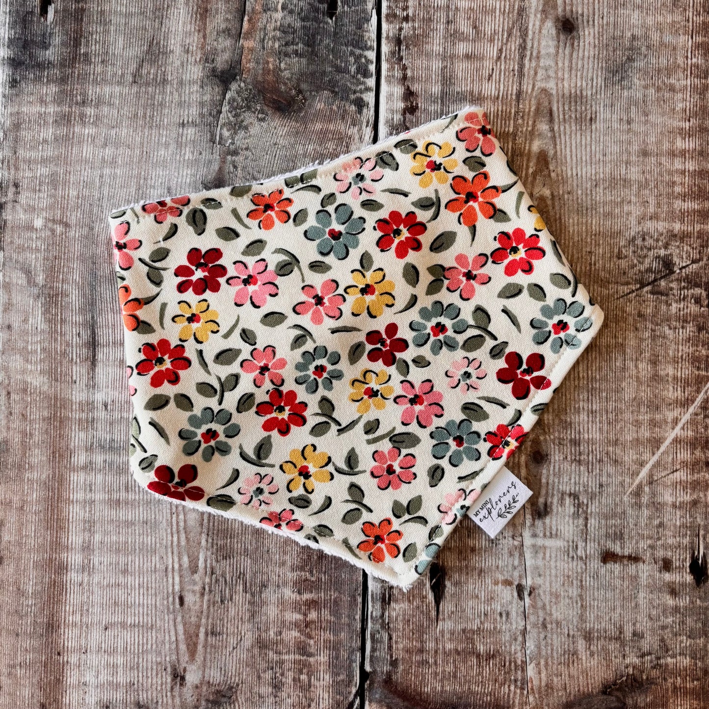 Ditsy Floral Dribble Bib