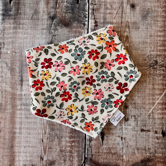 Ditsy Floral Dribble Bib