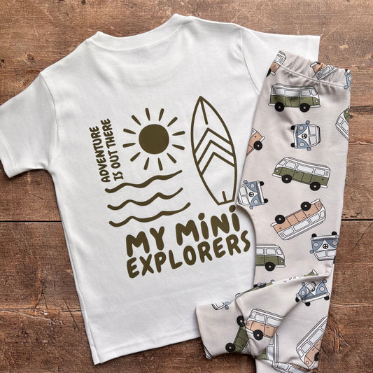 Adventure is out there T-Shirt 4-5 years