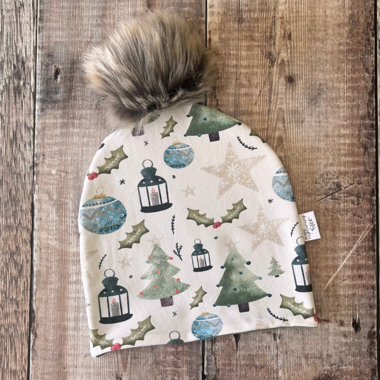 Festive Times Bobble Hat 2-4 years (Khaki inside)