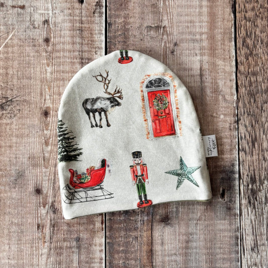 Traditional Christmas Bobble Hat 0-6m (khaki inside) NO POM POM