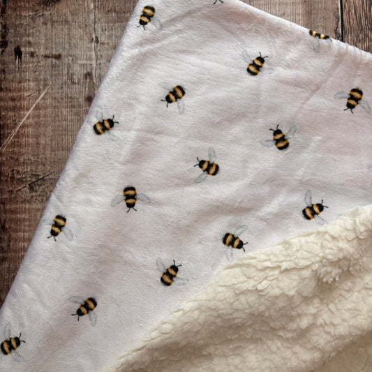 Busy Bees Sherpa Blanket - Pram/Buggy Size