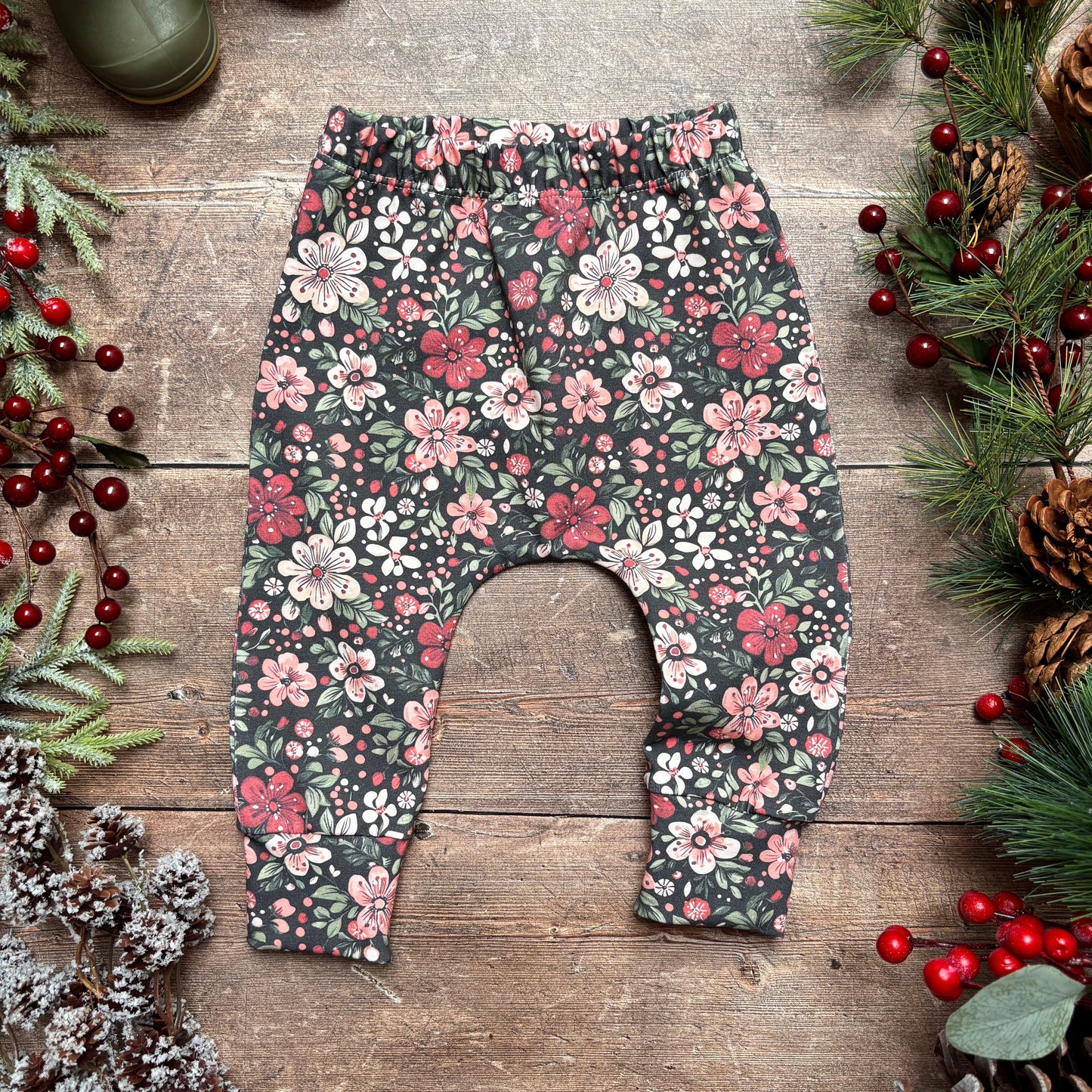 Christmas Floral Harems 6-9m