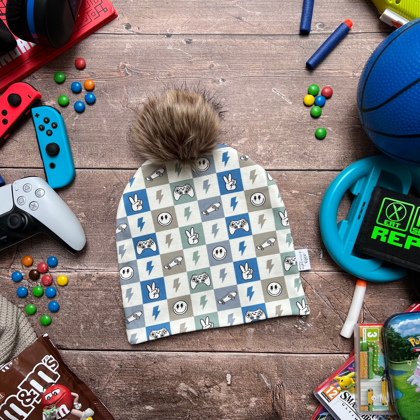 Gaming Bobble Hat 2-4 years (China blue inside)