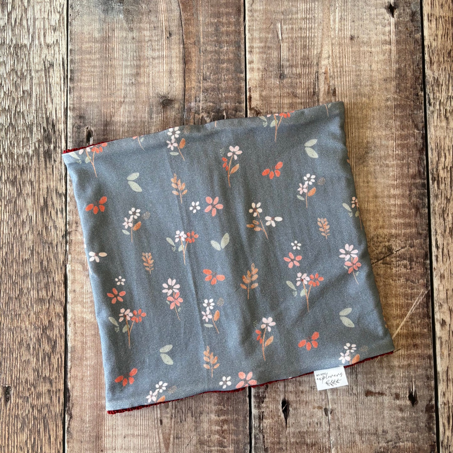 Blue Floral Snood 4+ years (wine knit inside)