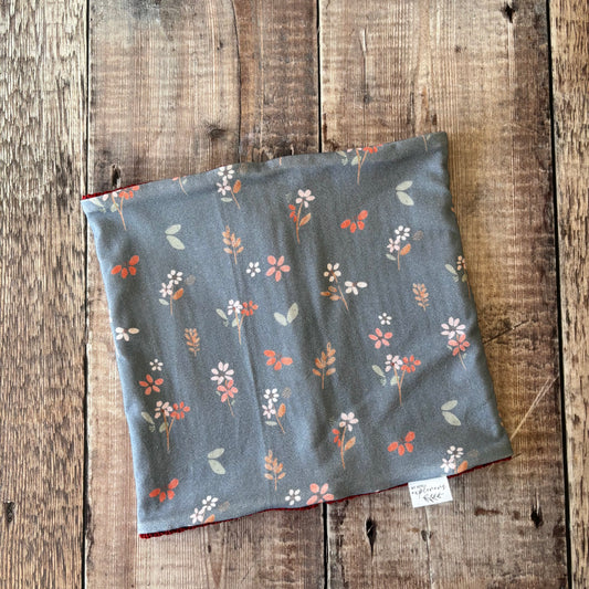 Blue Floral Snood 1-4 years (wine knit inside)