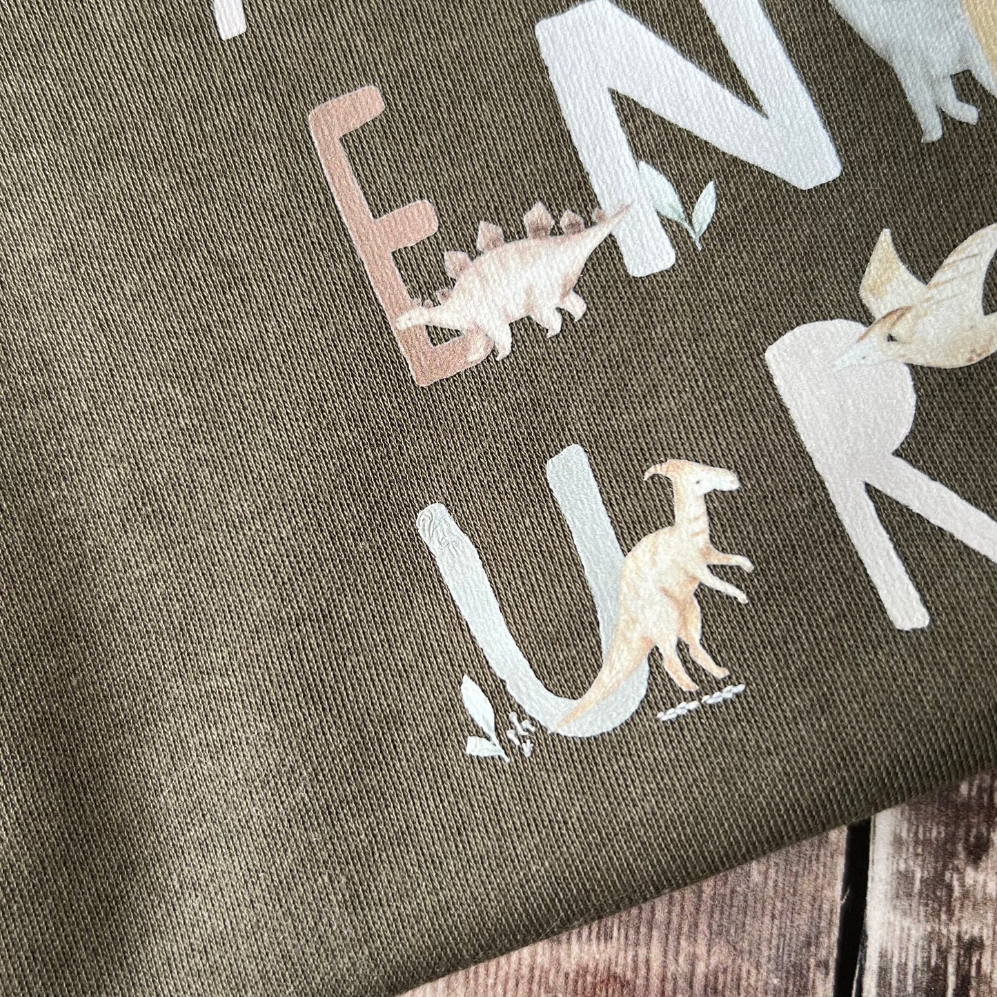 Perfectly Imperfect Adventure bodysuit 3-6m (Khaki)