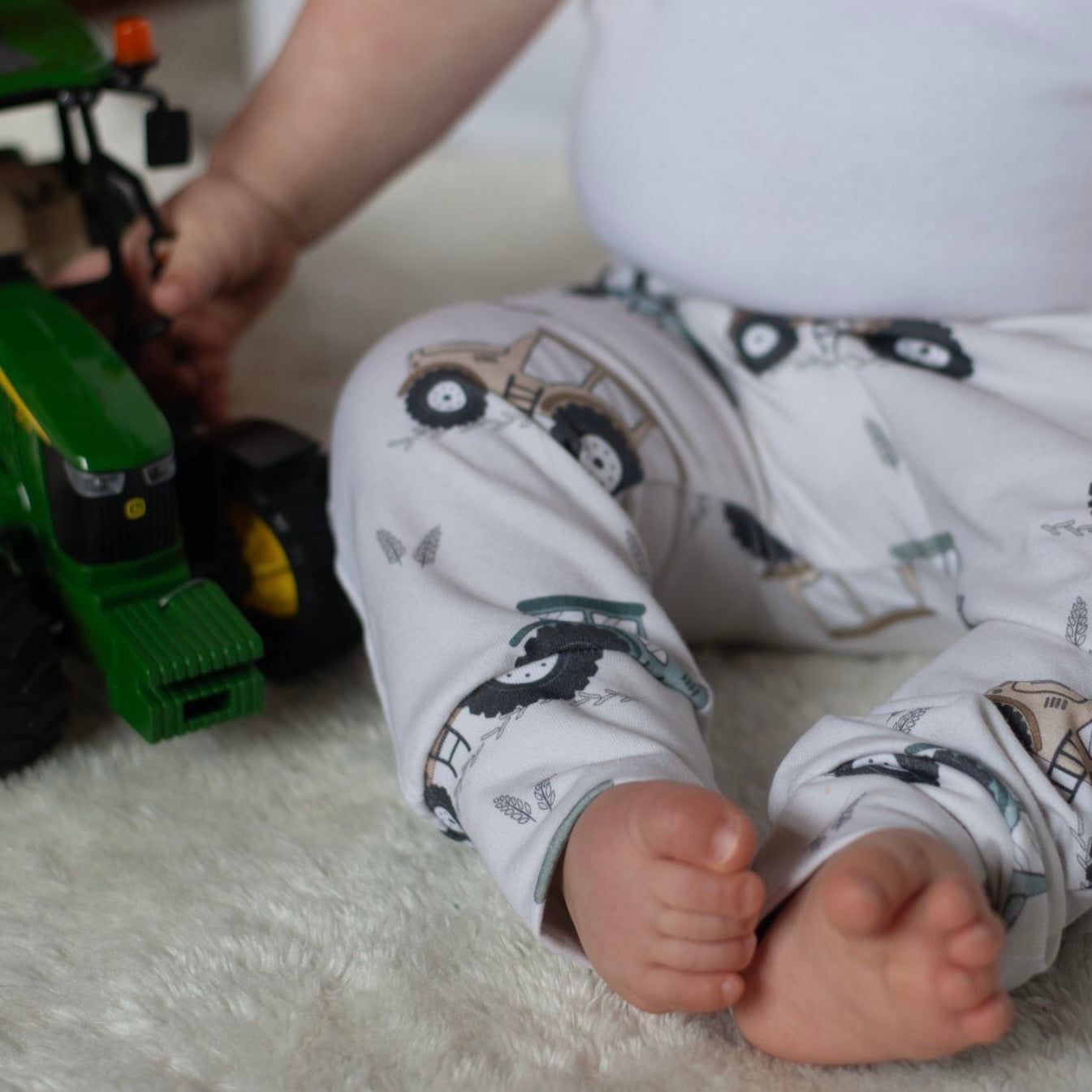 Little Tractors Child & Baby Harems
