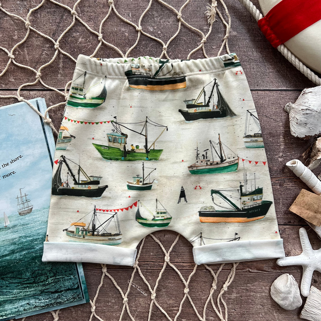 Fishing Boats Rolled Shorts 3-4 years