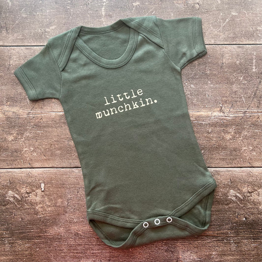 Little munchkin khaki bodysuit 3-6m (natural vinyl)